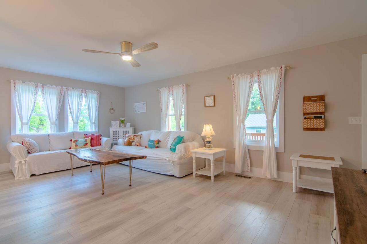 Newly Remodeled Luxury Cottage With Mountain Views Sparta Eksteriør bilde